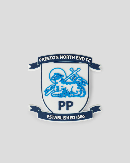 Preston North End crest magnet with shield and banners reading Preston North End FC Established 1880